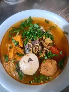 Bún riêu - 42.000 ₫ tại Quán Cháo Lòng & Bún Riêu - Trương Công Định