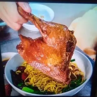 Mì đùi góc tư. chua hop - 120.000 ₫ tại Mì Vịt Tiềm A Hìn - Thành Thái
