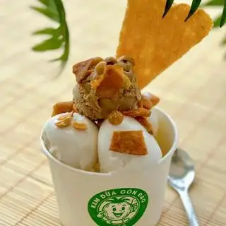 Kem dừa cafe - 40.000 ₫ tại Kem Dừa Côn Đảo 480 - Nguyễn Thị Định 