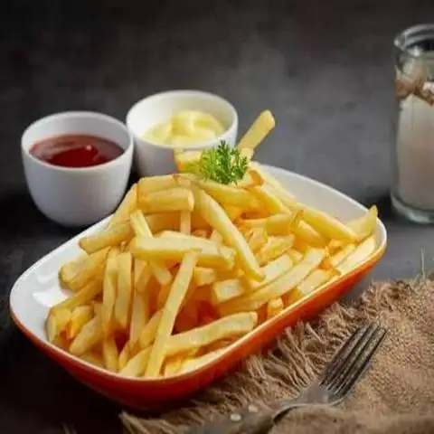 Hình ảnh Trà Bát Bảo, Nem Rán & Khoai Tây Phô Mai Sân Vận Động Hàng Đẩy - Nguyễn Thái Học