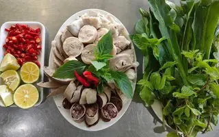 Đĩa lòng đầy đủ 2 người ăn - 160.000 ₫ tại Lòng Heo Bắc - Nguyễn Thái Sơn