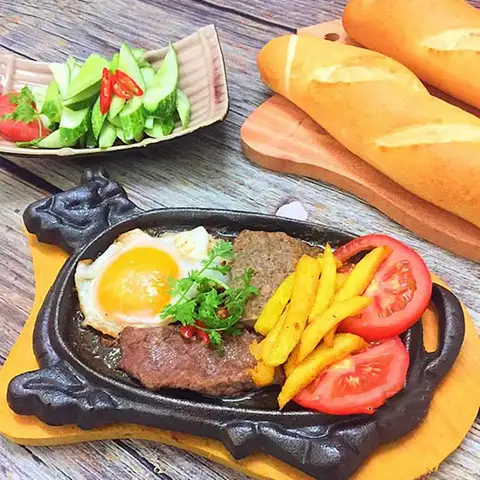 Hình ảnh Quán 921 - Steak, Nui Xào & Thịt Xiên Nướng - Cách Mạng Tháng Tám