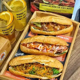 Hình ảnh Combo bánh mì đặc biệt - trà chanh