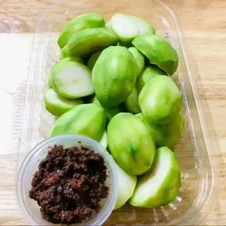 Cóc non 300g - mắm ruốc - 40.000 ₫ tại MƯỚP FRUITS - Trái Cây & Ăn Vặt - Đường 3 Tháng 2