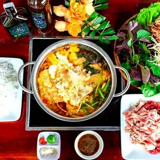 Hình ảnh Lẩu riêu cua sườn non nồi nhỏ