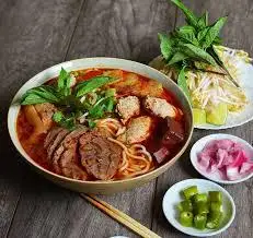 Bún bò Huế đặc biệt - 55.000 ₫ tại Bún Bò Huế Pooh - Trần Văn Đang
