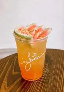 Trà ổi hồng muối tôm - 43.000 ₫ tại IzBôn Tea - Nguyễn Thị Minh Khai