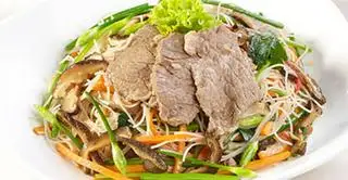 Bún gạo xào bò trứng - 45.000 ₫ tại Cô Yến - Mì Xào Bò, Nui Xào & Bún Gạo - Trần Quang Long