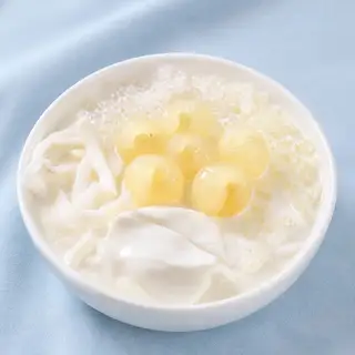 Chè Dừa Nhãn Thanh Mát - 47.000 ₫ tại Chè Hachi - Chè Ít Ngọt & Chè Bơ Chè Dừa Dầm - Bình Trị Đông