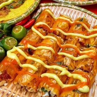 Bánh tráng cuộn - hộp - 31.000 ₫ tại Bánh Tráng Trộn & Gỏi Cuốn - Bắc Hải