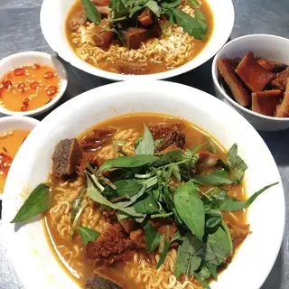 Hình ảnh Phá lấu mì gói - thố nhỏ