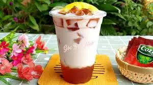 Hình ảnh Sữa chua uống thạch đào