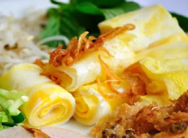 Bánh cuốn trứng - 45.000 ₫ tại Bánh Cuốn Nóng Bào Ngư - Yersin