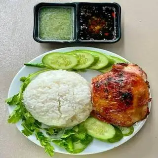 Hình ảnh Cơm má đùi gà nướng