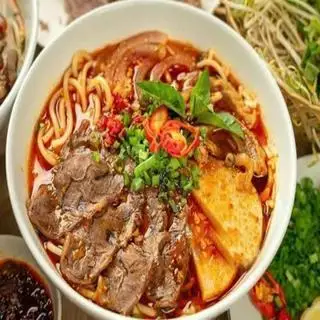 Hình ảnh Bún bò Huế bắp bò