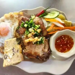 Cơm sườn chả trứng - 70.000 ₫ tại Cơm Tấm Thương - Nguyễn Thị Tần