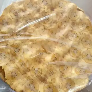 Bánh tráng chuối nướng - 35.000 ₫ tại Tré Trộn Giang Hoàng - Nguyễn Văn Thương