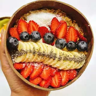 Loving heart bowl - Tô acai yêu thương trái tim - 160.000 ₫ tại Acai Bliss Smoothie Bowls - Trần Quốc Thảo