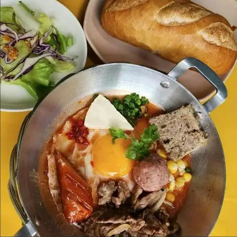Hình ảnh Bánh Mì Mê Chảo - Tân Quý