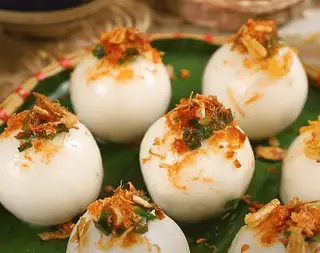 Bánh ít trần - 27.000 ₫ tại Bánh Bèo Út Liên - Chung Cư Ngô Gia Tự