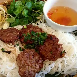 Hình ảnh Bún chả viên