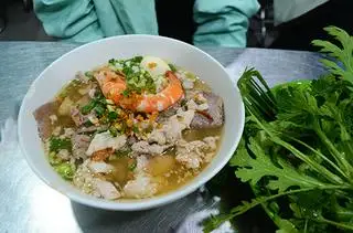 Hủ tiếu Nam Vang - 55.000 ₫ tại Quán Loan - Bánh Canh Cua, Súp Cua & Hủ Tiếu Nam Vang - Lê Văn Thọ