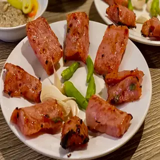 Hình ảnh Nem chua nướng