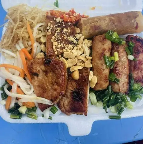 Bún Thịt Nướng Thanh Tuấn - Phạm Bành - Bún/Phở/Mỳ/Cháo gần bạn