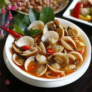 Nghêu hấp Thái - 70.000 ₫ tại Hàu Nướng Bảo Huy - Nguyễn Thị Tần