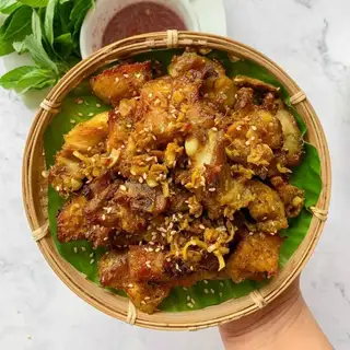 Hình ảnh Lợn mán chiên riềng