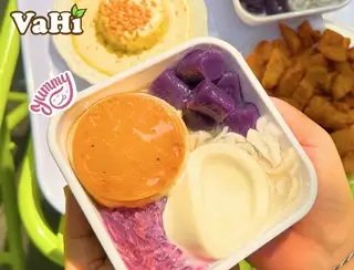 Hình ảnh Tàu hũ khoai tím sốt dừa non caramen