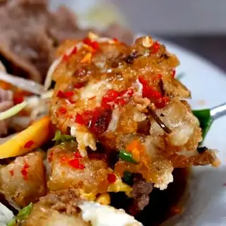 Bột nui chiên 1 trứng - 45.000 ₫ tại Bột Chiên - Chè Ngon 3 Màu Đức Hoa - Ngô Gia Tự