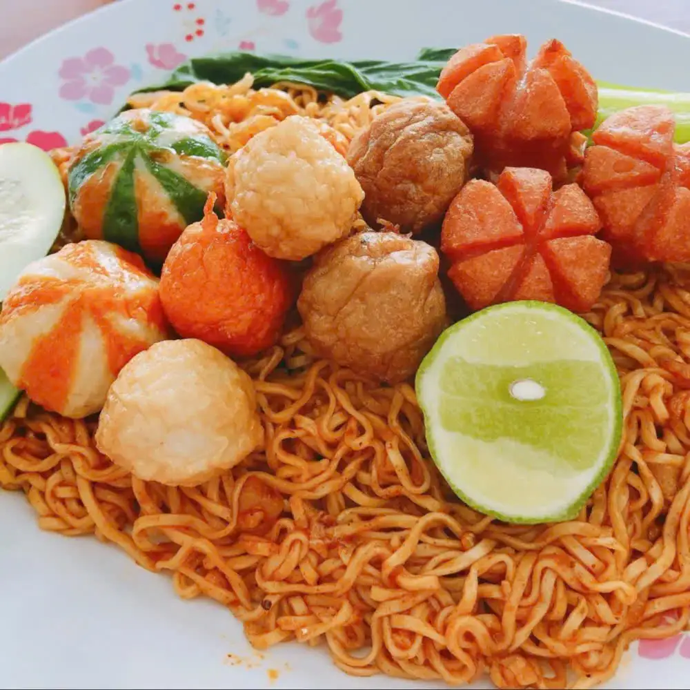 Mì trộn indomie đặc biệt - 69.000 ₫ tại  Lẩu Ly Kynty - Mì Trộn & Ăn Vặt - Bùi Minh Trực