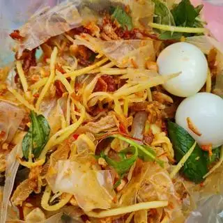 Bánh tráng trộn - 28.000 ₫ tại MiHi - Bánh Tráng & Trái Cây - Lê Văn Sỹ