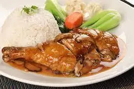 Hình ảnh Cơm gà sốt nấm