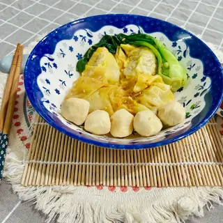 Hình ảnh Sủi cảo sốt - cá viên