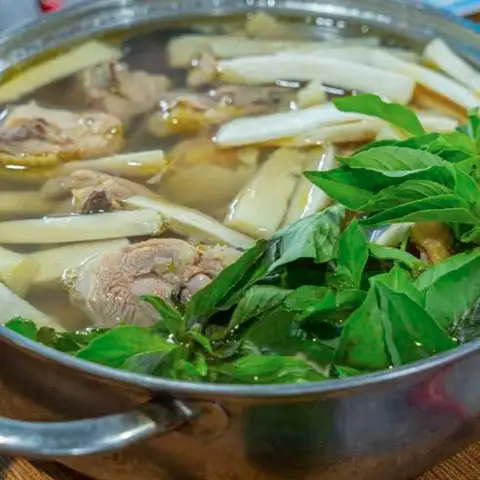 Hình ảnh Lẩu Gà Lá É 78 - Hương Lộ 2 