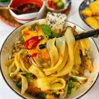 Mì quảng chay - 35.000 ₫ tại Quán Thuần Chay Mẹ Ken - Bánh Mì Chay - Bình Lợi