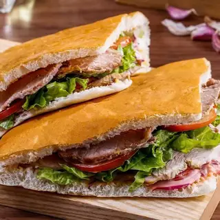 Hình ảnh Combo 2 bánh mì kebab tam giác đầy đủ
