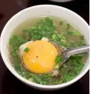 Chén trứng - 20.000 ₫ tại Phở Bát Đàn - Vườn Lài