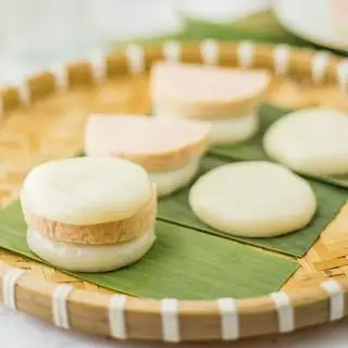 Hình ảnh Bánh giầy kẹp chả