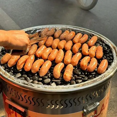 Lạp Xưởng Nướng Đá - Vĩnh Khánh - Ăn vặt gần bạn