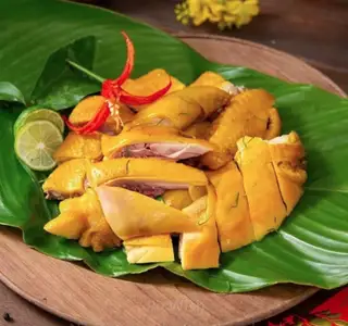 Hình ảnh Gà ri ủ muối hoa tiêu 1/2 con - chặt sẵn