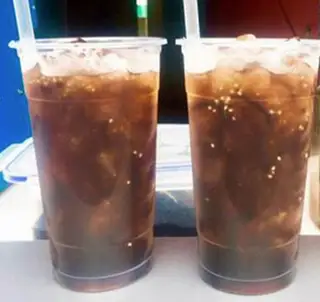 Hình ảnh Trà bí đao hạt chia ly lớn