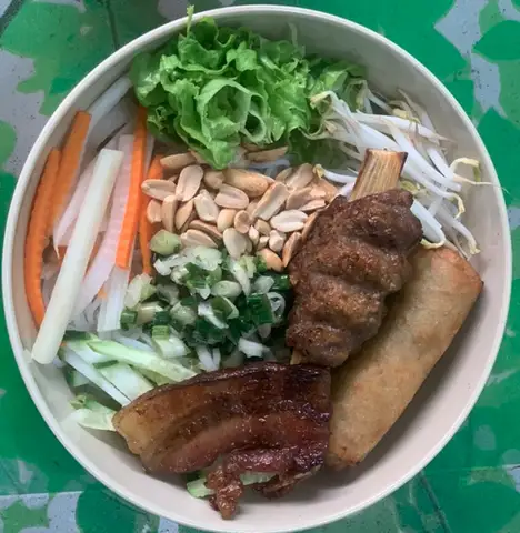 Quán Cô Thảo - Bún Thịt Nướng & Hủ Tiếu Bò Viên - Âu Cơ - Bún/Phở/Mỳ/Cháo gần bạn
