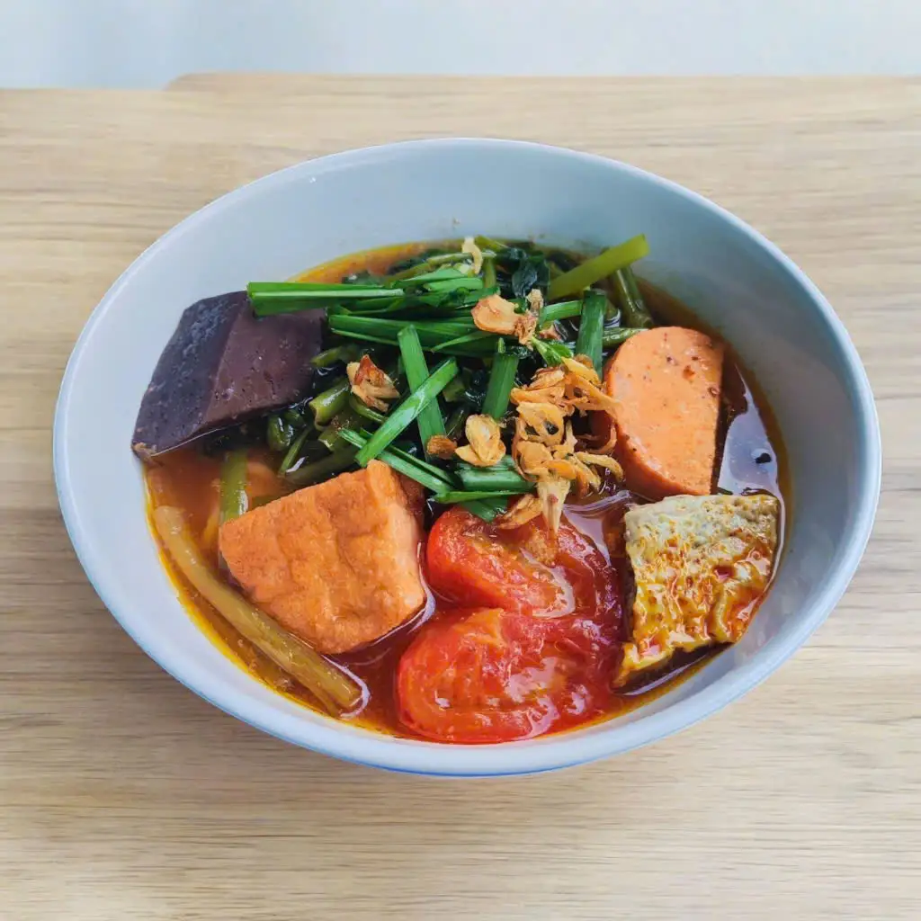 Canh bún cua chả - 33.000 ₫ tại Bún Riêu, Canh Bún & Bún Cá Cô Ba - Lê Trọng Tấn