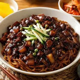 Hình ảnh Mì tương đen Hàn Quốc