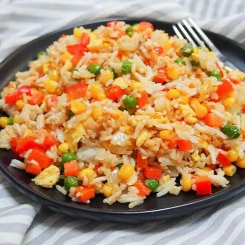 Hình ảnh Đạt Diễn - Bún Đậu Mẹt & Cơm Rang Giòn - Đức Diễn