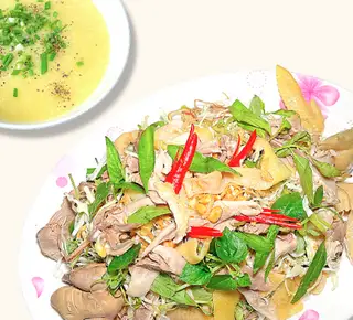 Hình ảnh Gà nguyên con xé bóp gỏi - cháo