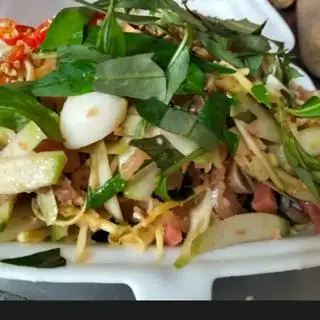 Tré trộn cóc xoài chả bò trứng cút kèm phồng tôm - 65.000 ₫ tại Tré Trộn Bối Bối - Dạ Nam